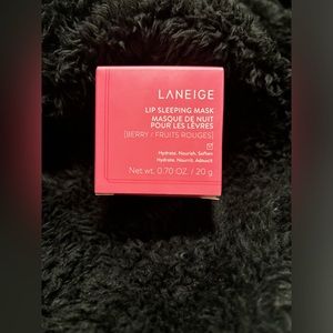 MOISTURE YOUR LIPS WITH LANEIGE💓